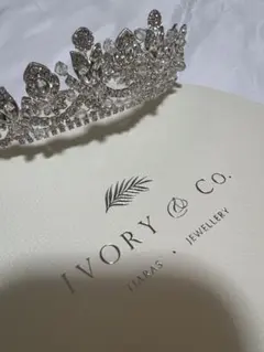 美品Ivory & Co. ALEXANDRA アレクサンドラ ティアラ