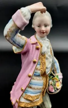 古マイセン大型フィギュリン『花摘みの男』美品◆1級品 ボタン剣アンティーク 古マイセン大型フィギュリン『花摘みの男』美品◇1級品 ボタン剣