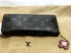 Louis Vuitton モノグラム クレマンス　フラワーチャーム　ピンク♡