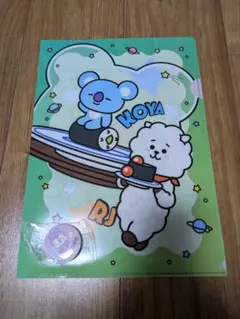 BT21 くら寿司　クリアファイル　缶バッチ　BTS