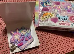 ナルミヤキャラクターズ ラバークリップつきグミ　ベリエちゃん&ブルーベリエちゃん