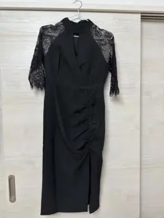 エレガントなレディースドレス（黒・青）