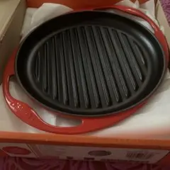 ★LE CREUSET★ラウンドグリル★チェリーレッドのサムネイル