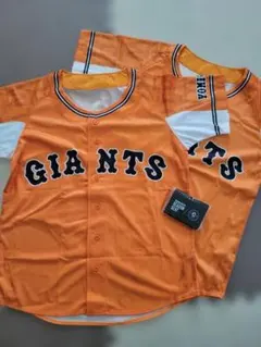 ジャイアンツ 応援 ユニフォーム２枚& シーズンシートパスケース１つ