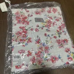 新品未使用　キャスキッドソン　裏防水布巾着　レア品♡