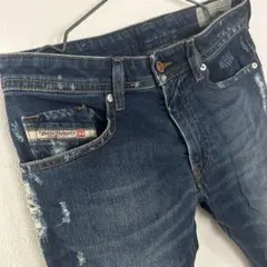 DIESELディーゼル　ストレッチダメージ加工デニム　W30-L30