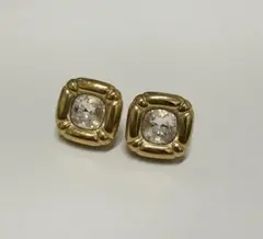 美品 SWAROVSKI スワロフスキー クリスタルブルー ピアス 8の字 - メルカリ