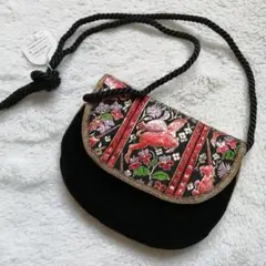 未使用☆ショルダーバッグ ミニポシェット 刺繍テープ ブラック 黒