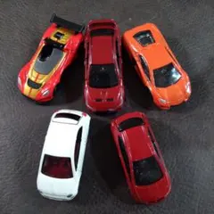 ミニカー ５台セット 赤 オレンジ 白