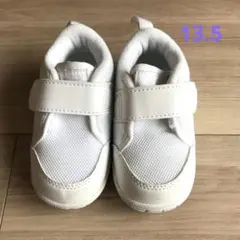 asics アシックス 白 上履き すくすく 13.5センチ 幼稚園 保育園