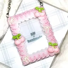 W684 ホイップデコ　硬質トレカケース さくらんぼ ピンク 白 リボン