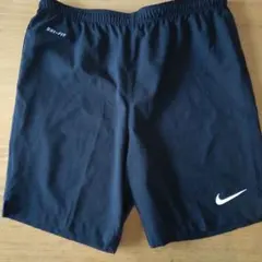 Nike Dri-FIT ブラック ショートパンツ M