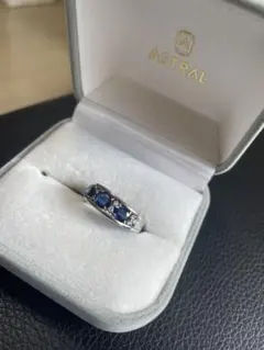 ASTRAL サファイア K18WG リング