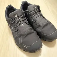 【本日限定値引き】On Cloud Waterproof スニーカー ブラックのサムネイル