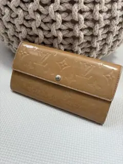 Louis Vuitton ヴェルニ長財布