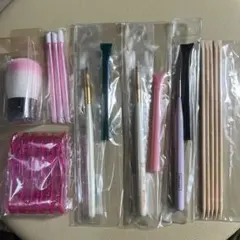 ジェルネイルブラシ・ジェル筆３本＆ネイル用品セット・新品未使用未開封