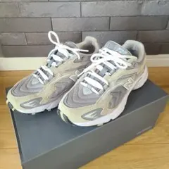 new balance スニーカー 725 グレー 23㎝