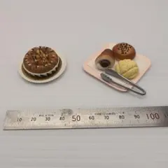 Item thumbnail for item 15727b8a-466d-40ee-beba-456c12a48b71