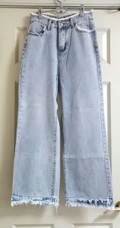 美品★デニム　ワイドパンツ　ワイドデニム　フリンジ付き　ライトブルー