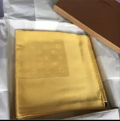 LOUIS VUITTON モノグラム スカーフ 未使用美品‼️のサムネイル
