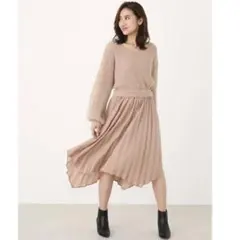 【未使用品】ライトブラウン　ニットワンピース　プリーツスカート　rienda