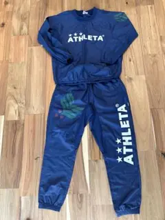 ATHLETA 140センチ　ピステ上下セット ネイビー