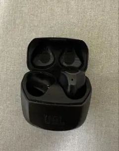 Item thumbnail for item 7a8a9202-b6a1-483b-b7cd-e2dcd26181fe