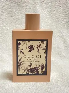 GUCCI Bloom Nettare Fioriオ−ドパルファム100ml廃盤 - メルカリ