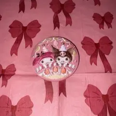 サンリオ クロミ マイメロ 刺繍缶バッジ