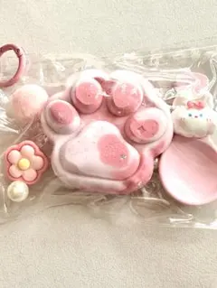 ピンク猫の肉球スクイーズ