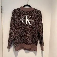 カルバンクライン　トレーナー　豹柄　ヒョウ柄　レオパード