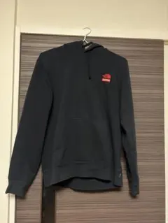 supreme×THE NORTH FACE コラボパーカー