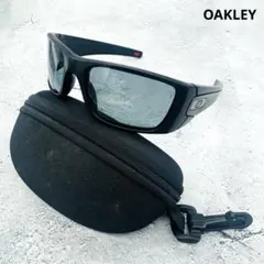 OAKLEYオークリースポーティーサングラス ブラック ブルーレンズ ケース付き