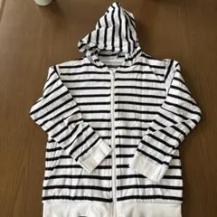 西松屋　パーカー　120 薄手　上着　ボーダー