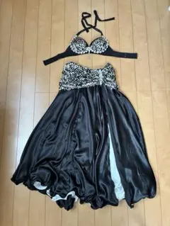 ベリーダンス　衣装　オリエンタル　スパンコール　ブラック　ホワイト