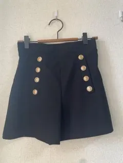 H&M ゴールドボタン ハイウエスト マリン風 ショートパンツ 黒 レディース