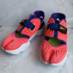 ＊土日限定値下げ＊【新品】NIKE ナイキ エアリフト ポルカドット柄 25cm 土日限定値下げ＊【新品】NIKE ナイキ エアリフト ポルカドット柄 25cm
