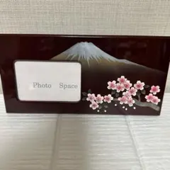 Item thumbnail for item 2d46d543-9e9c-4435-98a9-824c5d08d6a4