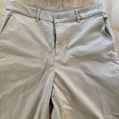 UNIQLO ベージュ コットン チノパン