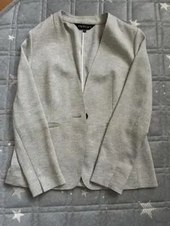 INDIVI ノーカラージャケット グレー　サイズ40