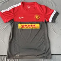 美品 NIKE 140 マンチェスターユナイテッド ユニフォーム DHL 半袖