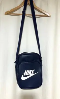 ナイキ　NIKE ショルダーバッグ　ウィメンズ　ヘリテージスモールアイテムII