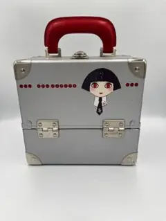 シュウウエムラ カールラガーフェルド コラボ メイクボックス 2026年最新】シュウ ウエムラ メイクボックスの人気アイテム - メルカリ