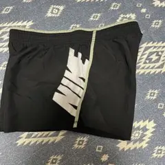 NIKE ショーパン　Sサイズ
