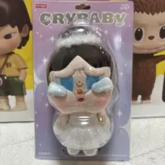 正規店POP MART CRY BABY ぬいぐるみチャーム付き