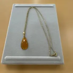 オレンジドロップ型ペンダントネックレス
