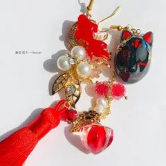 彼岸花柄の狐面と鬼灯と紅金魚の和風ピアス イヤリング 淡水パールとロングタッセル