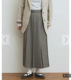 fig London グレープリーツスカートのサムネイル