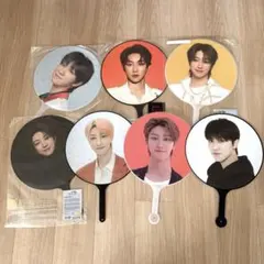 SEVENTEEN ジュン うちわ25種+フォトハンガー まとめ売り SEVENTEEN ジュン うちわ25種+フォトハンガー まとめ売り | Mercari