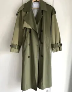 美品【Bershka】カーキ オリーブ トレンチコート ウエストベルト付きのサムネイル